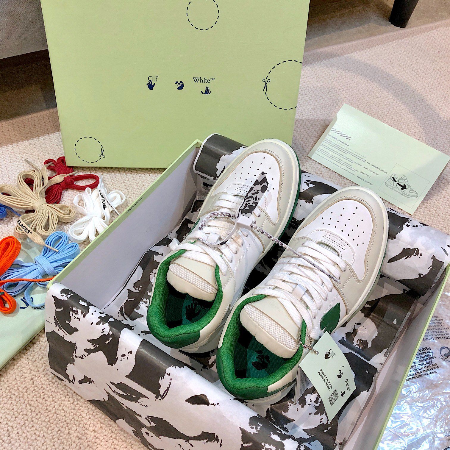 オフホワイトOut Of OfficeカーフレザースニーカーOMIA189R21LEA0010155 詳細画像 1
