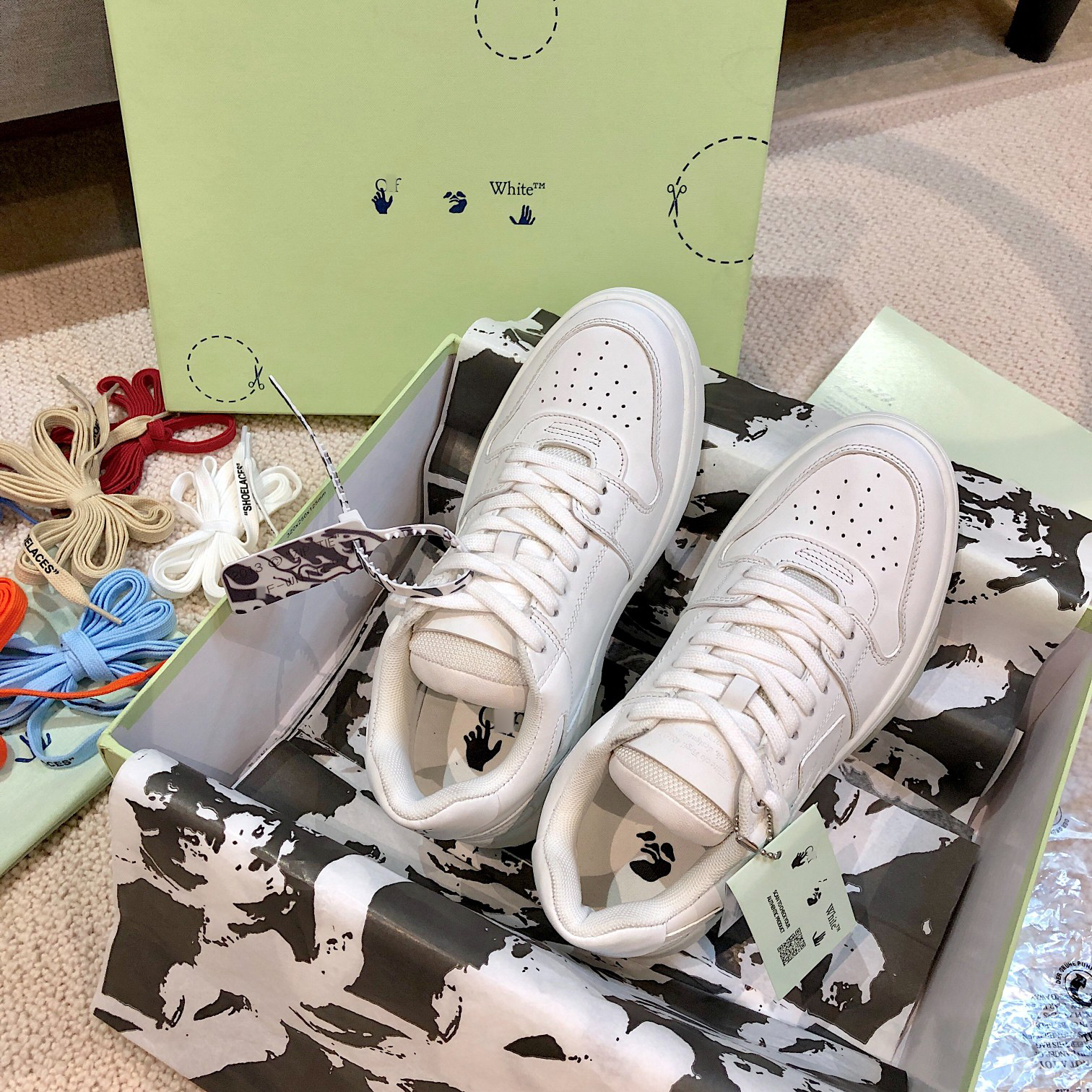 オフホワイトOut Of OfficeカーフレザースニーカーOMIA189R21LEA0010101 詳細画像 1
