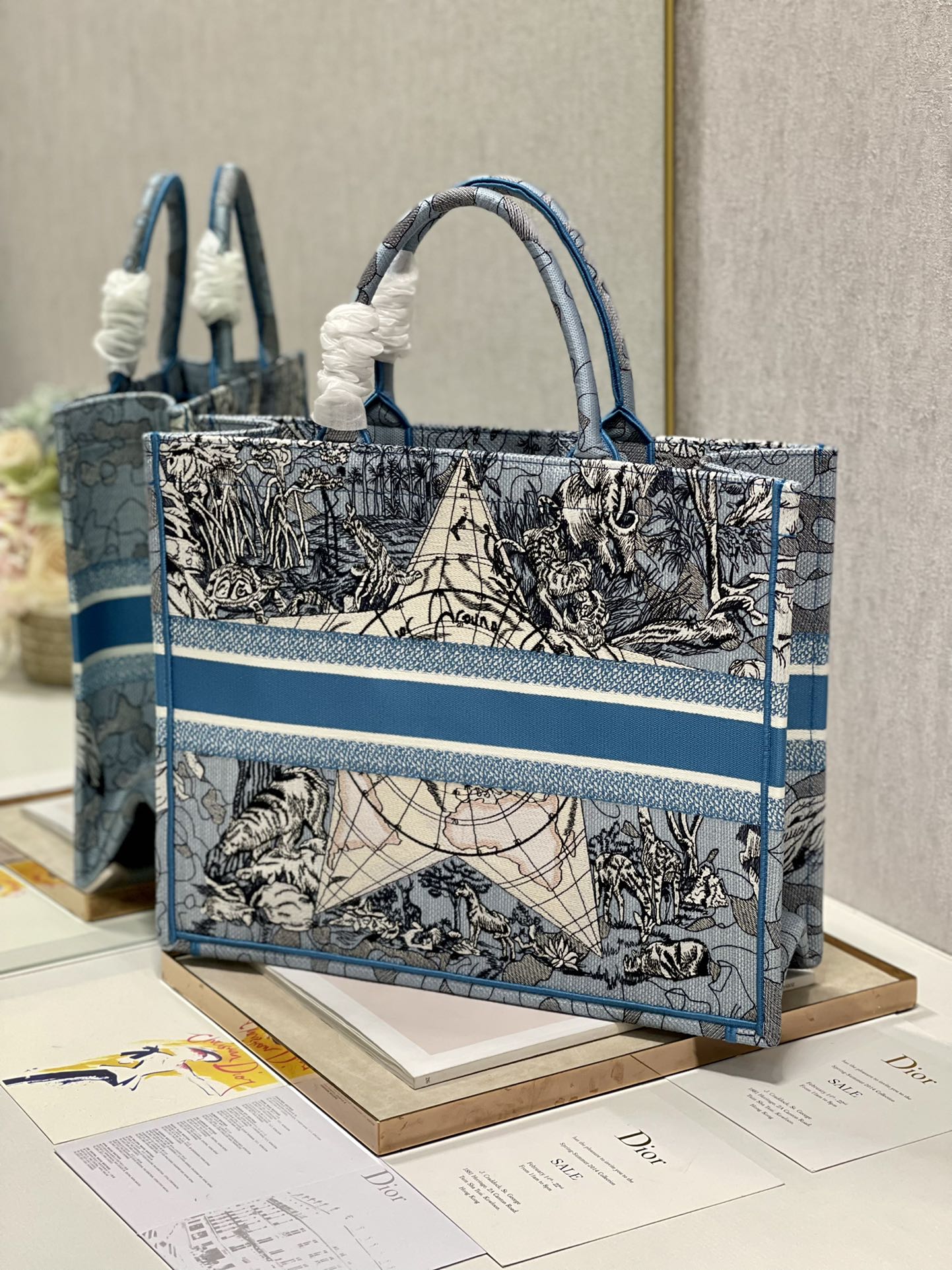 ディオールブルーアラウンドザワールドソバージュ刺繡M1286ZATW_M259 詳細画像 3