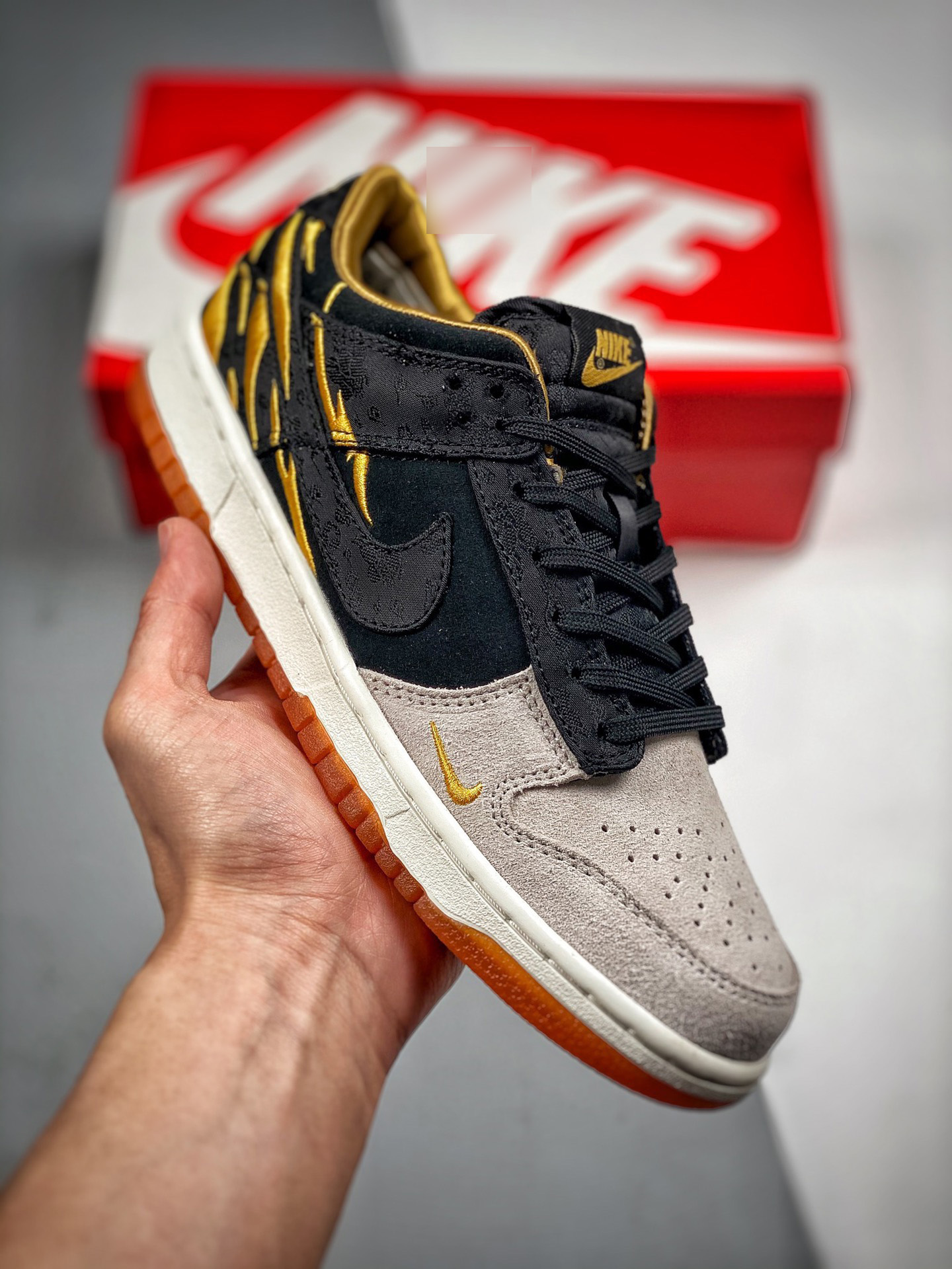 ナイキ ダンクローYear of the Tiger DQ5351-001(H12) 詳細画像 3