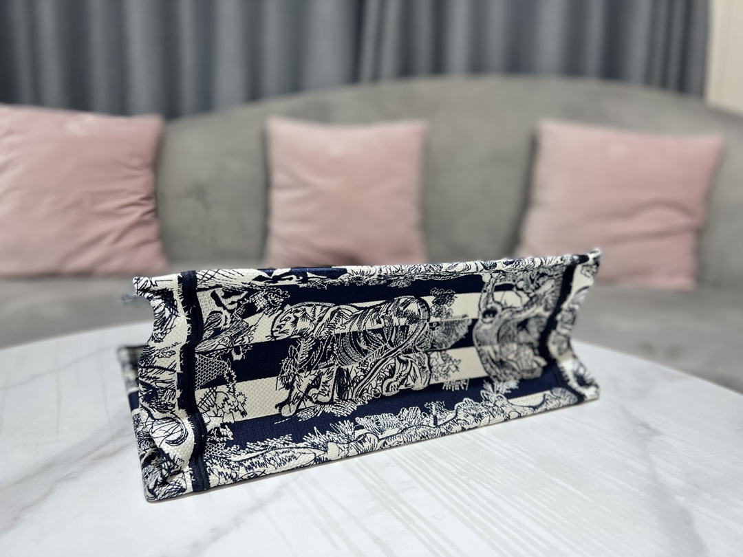 ディオールBOOK TOTE ミディアムバッグ トワル ドゥ ジュイ ストライプ エンブロイダリー M1296ZRLP_M928 詳細画像 3