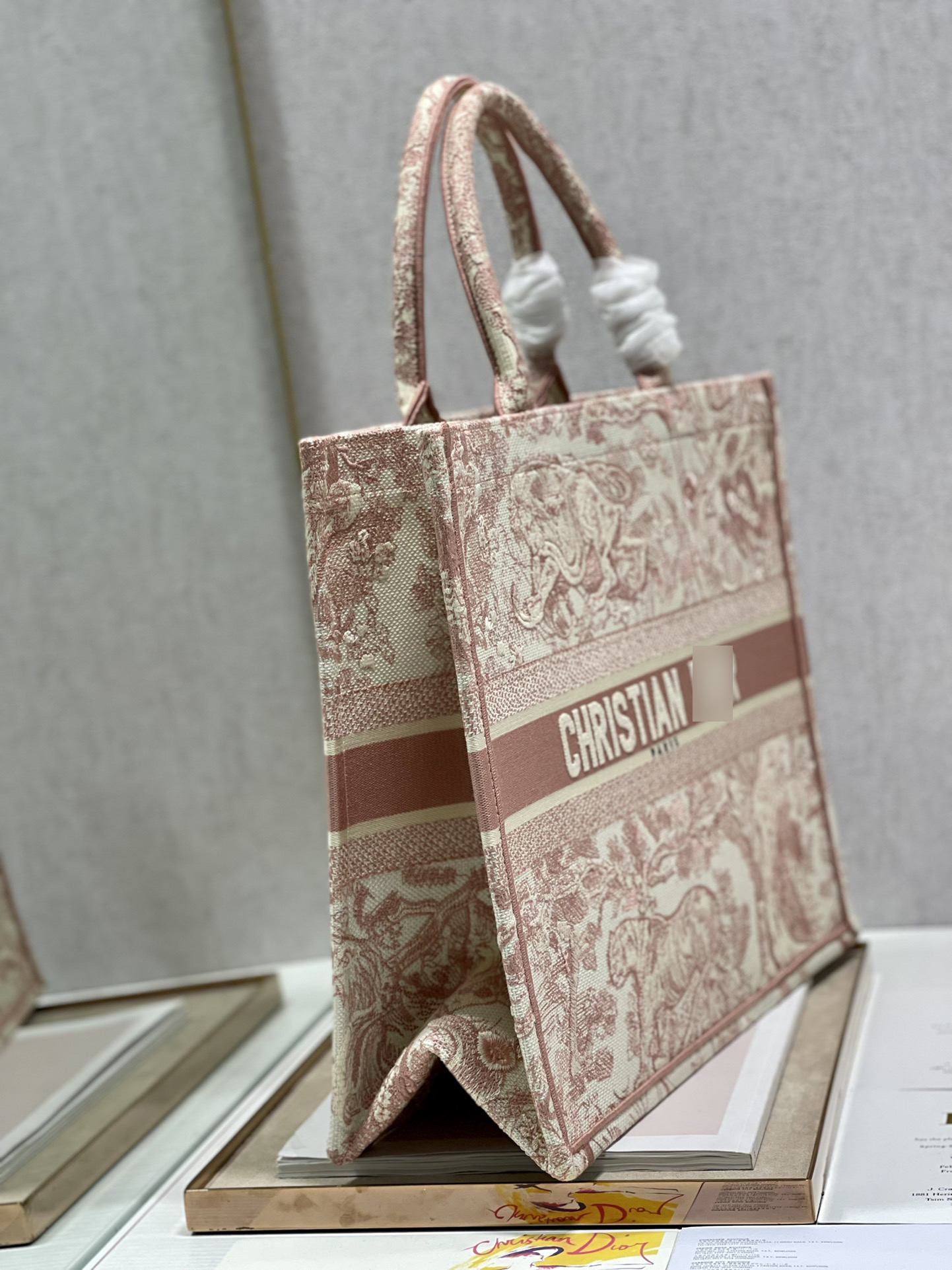 ディオールBOOK TOTE バッグ トワル ドゥ ジュイ エンブロイダリー M1286ZTDT_M956 詳細画像 2