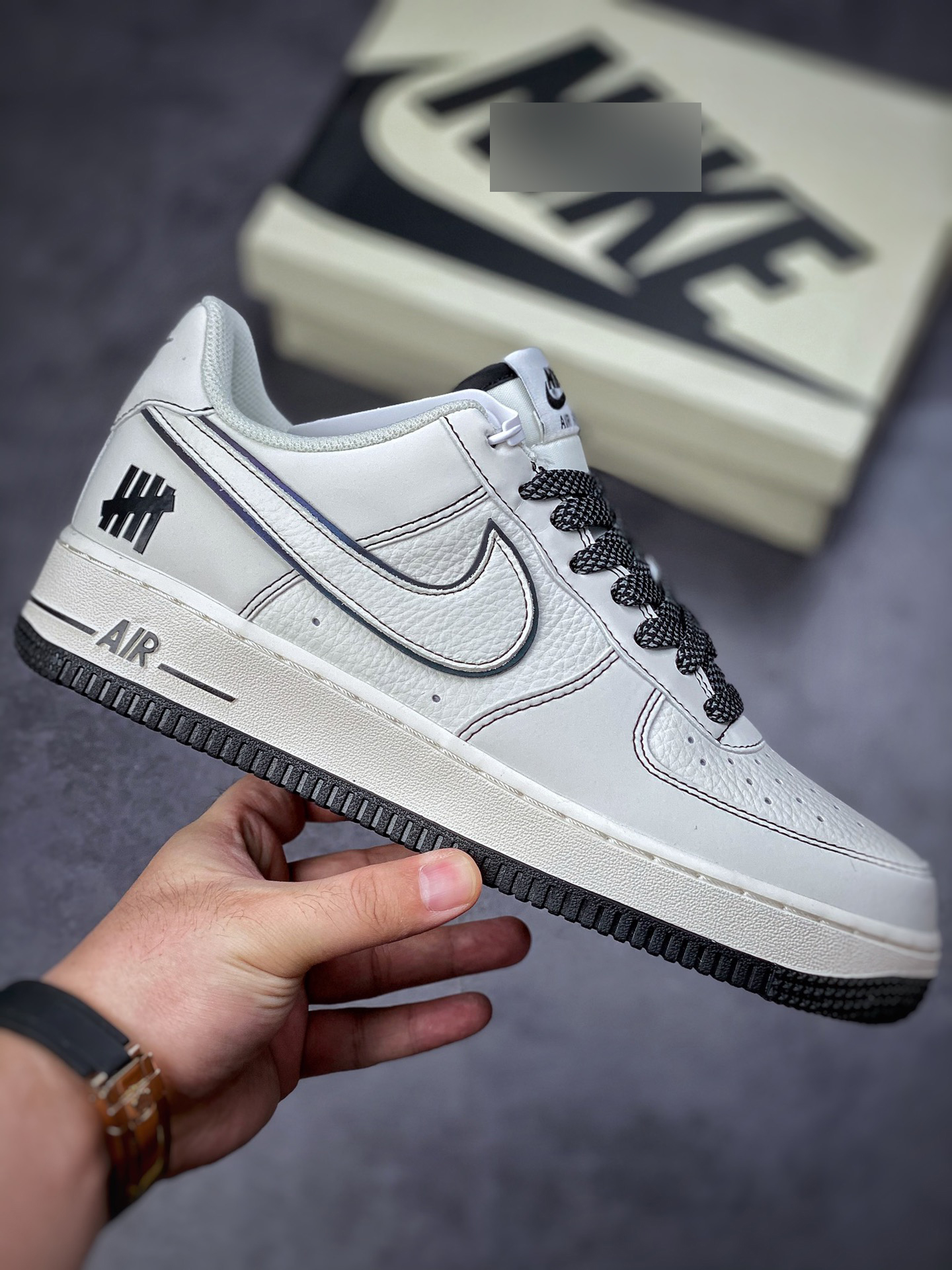 ナイキ UNDEFEATED x Air Force 1´07″ベージュ/ブラック3M”(H12)HL5263-896 詳細画像 1