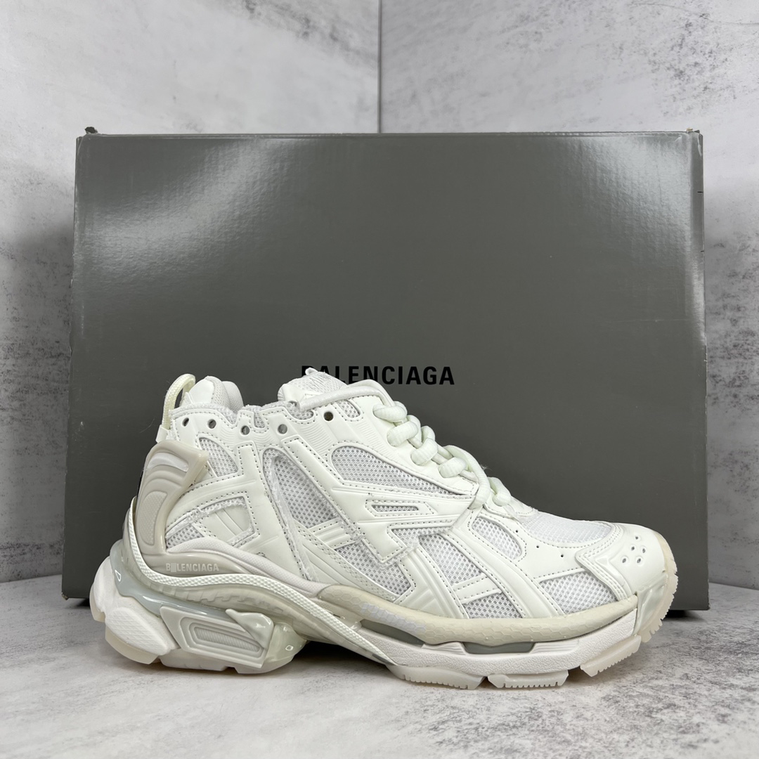 バレンシアガランナースニーカー677403W3RBH9001 詳細画像 1