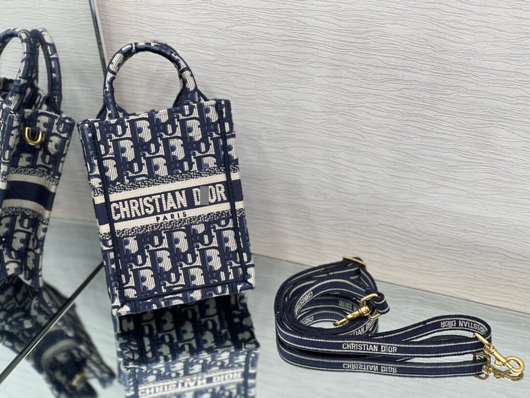 ディオールBOOK TOTE ミニ フォンバッグ オブリーク エンブロイダリー S5555CRIW_M928 詳細画像 1