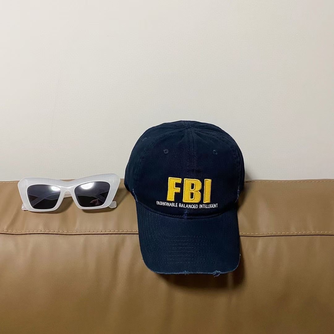 バレンシアガFBI野球帽680740410B24075 詳細画像 3