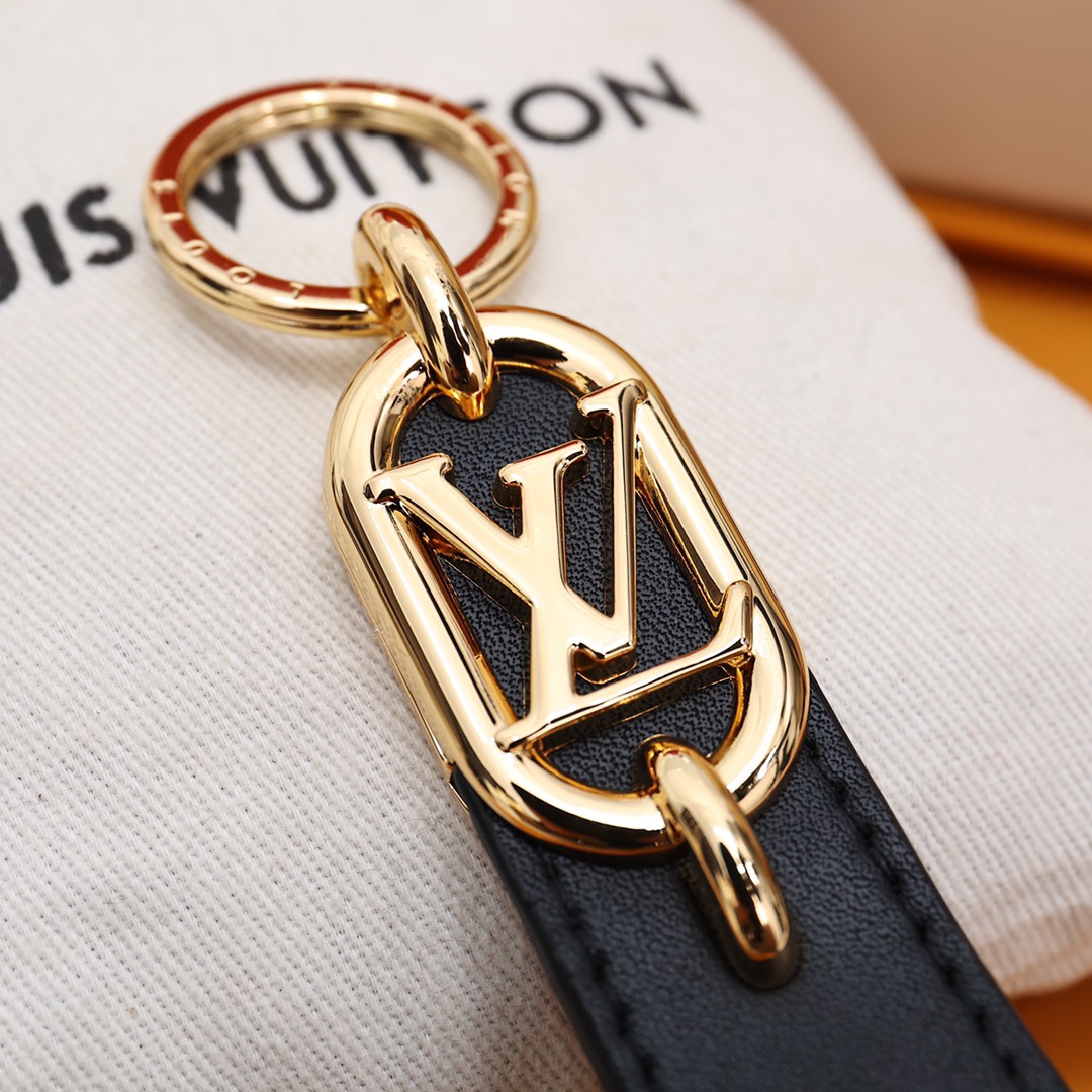 ルイヴィトンポルト クレ・ドラゴンヌ LV リンク M00826 詳細画像 1