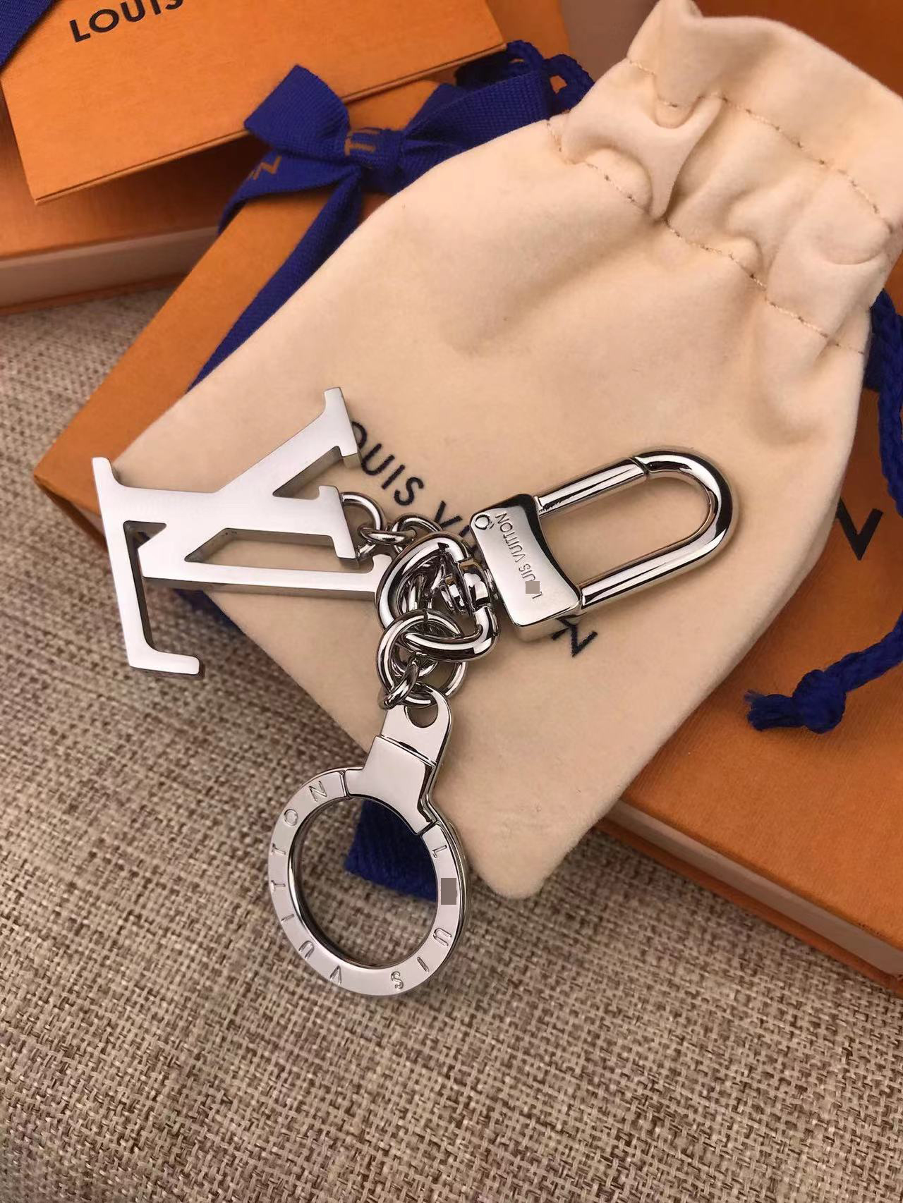ルイヴィトンポルト クレ･イニシャル LV M65071 詳細画像 3