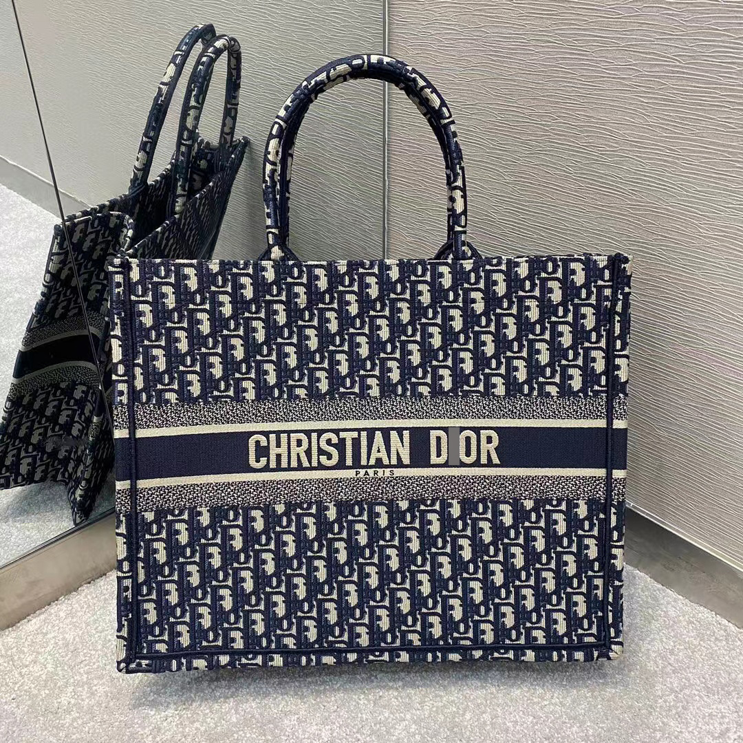 ディオールBOOK TOTE バッグ オブリーク エンブロイダリー M1286ZRIW_M928 詳細画像 1