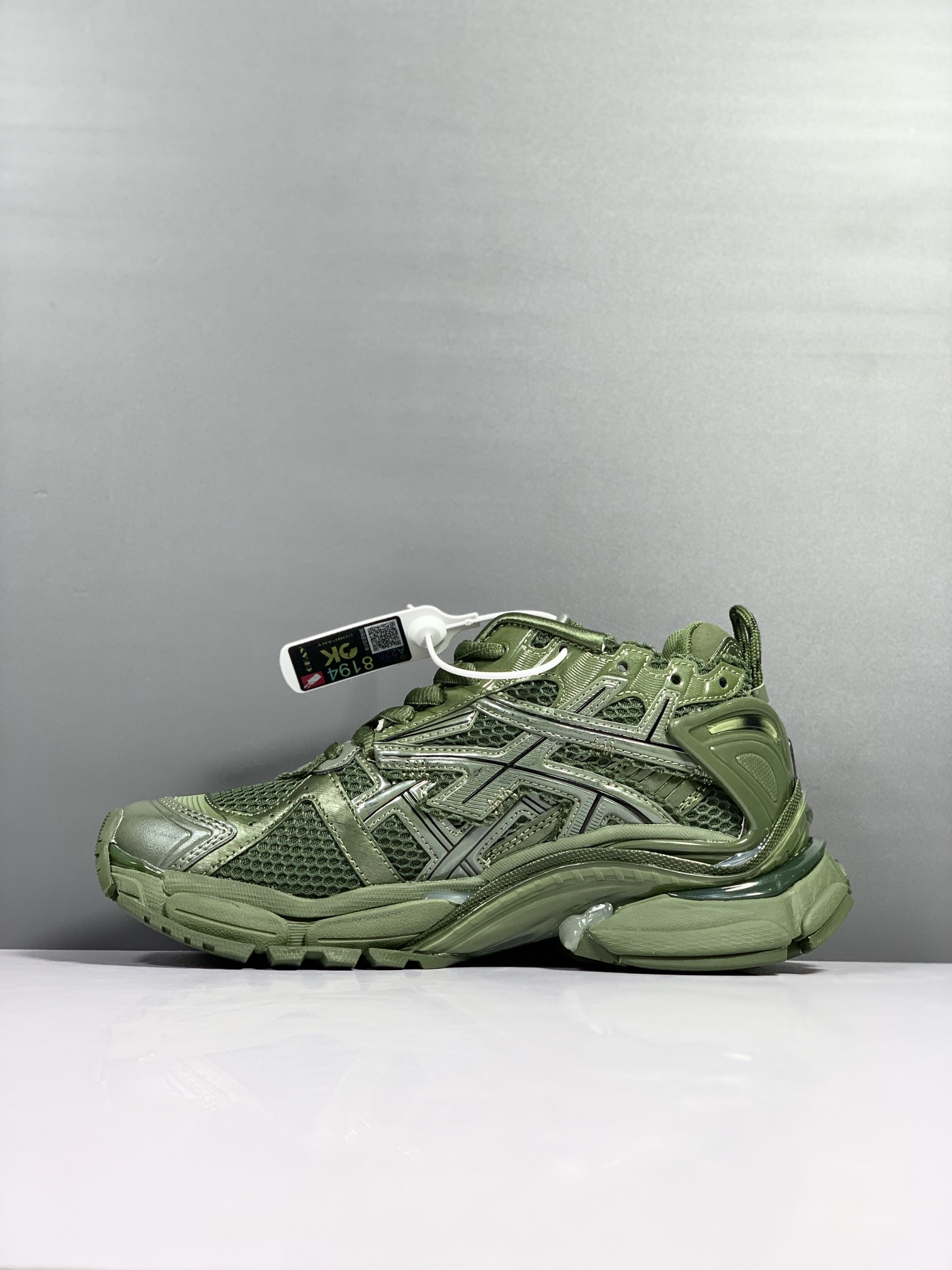 バレンシアガランナースニーカー677403W3RB13031 詳細画像 3