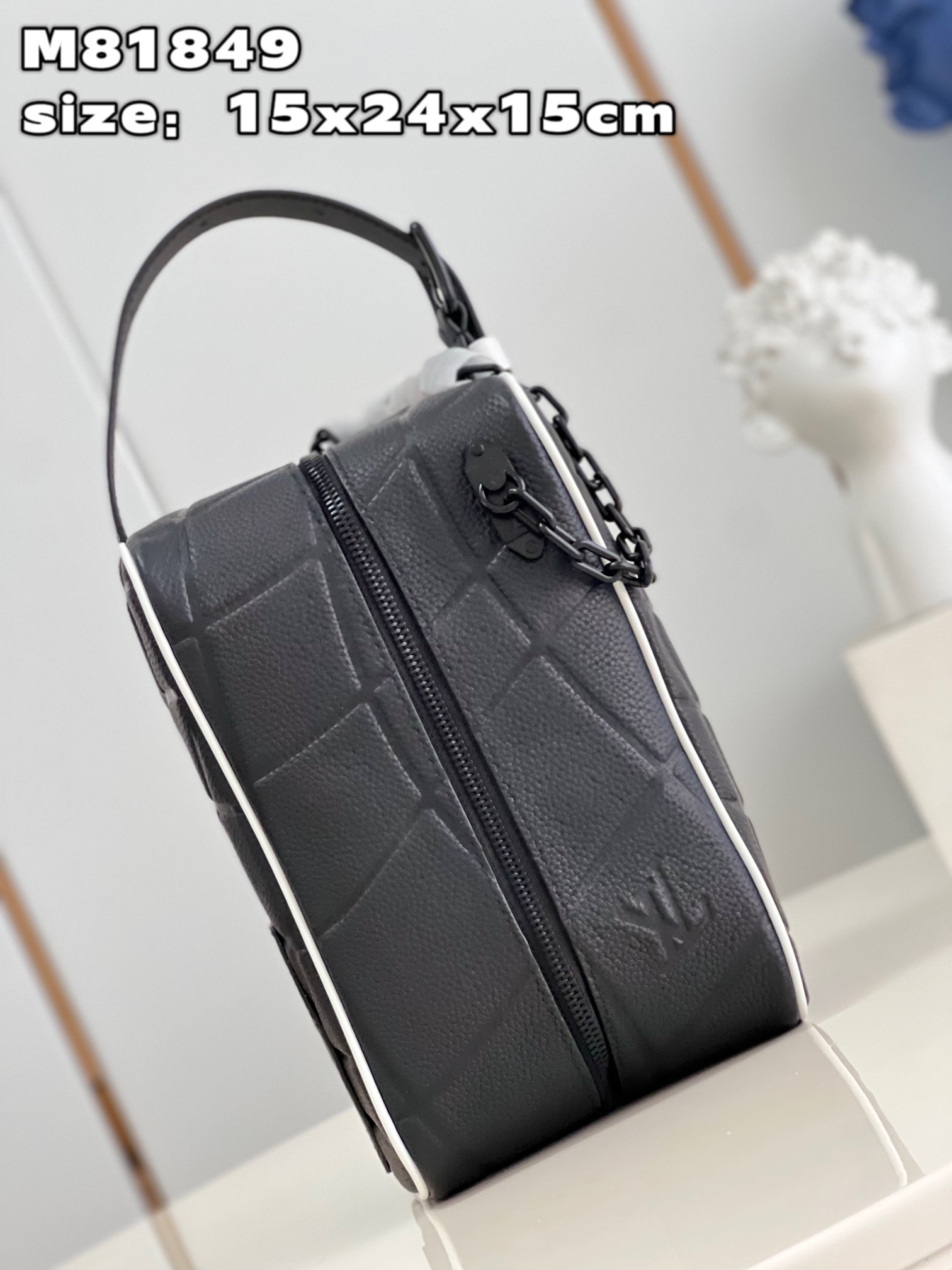 ルイヴィトンクローク・ドップキット M81849 詳細画像 2