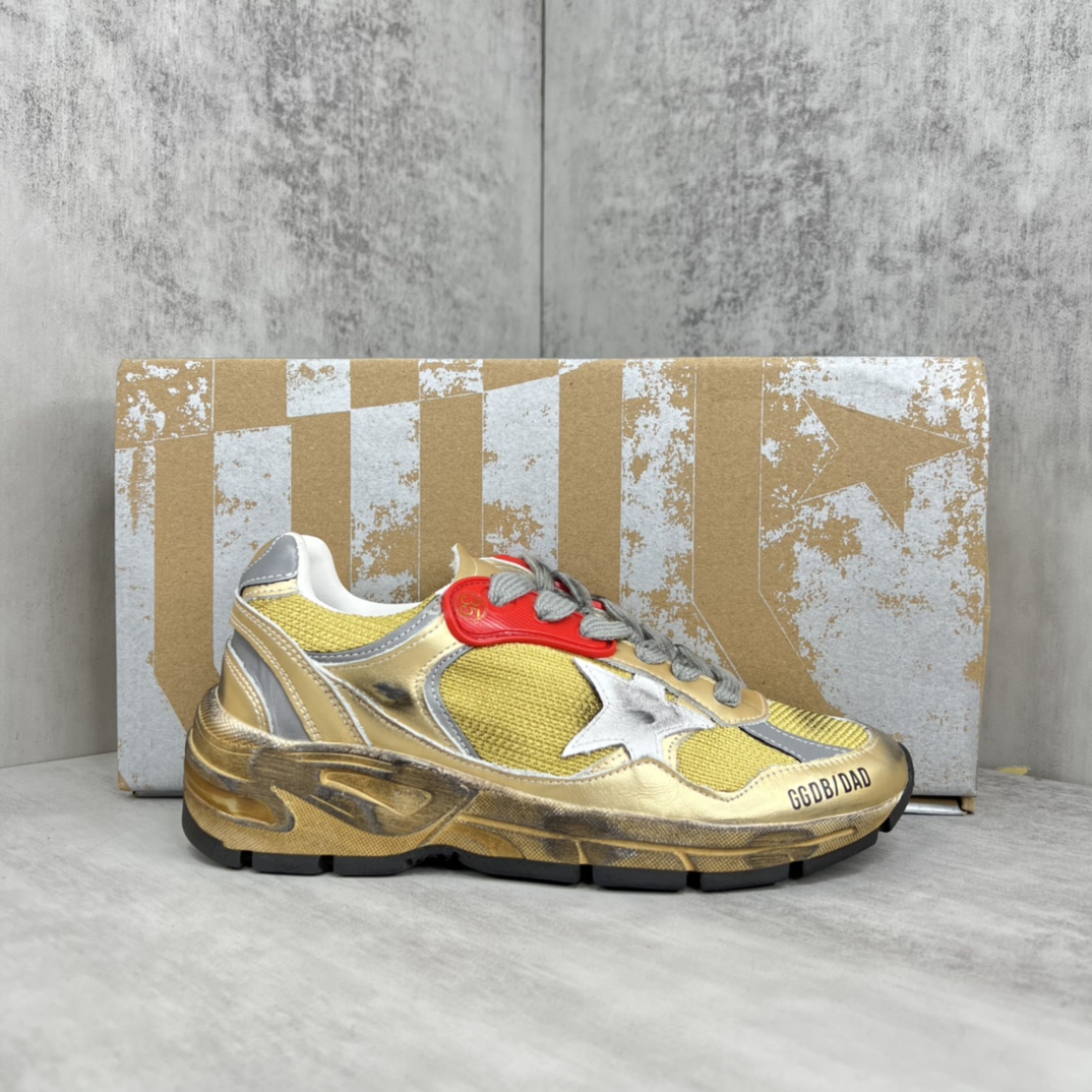 ゴールデングースパパスター·スニーカー ゴールド·ディストレイテッド GMF00199.F001211.65120 詳細画像 1