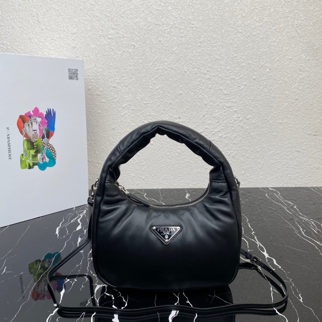 プラダプラダソフトパディングナッパレザーミニバッグ カラー：ブラック 1BA384_2DYI_F0002_V_OVM 詳細画像 1