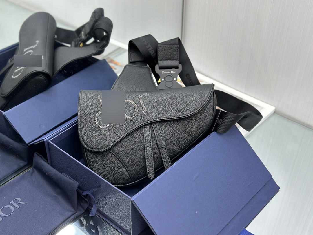 BY ERL SADDLE バッグ グレインドカーフスキン 1ADPO093SER_H03E 詳細画像 2