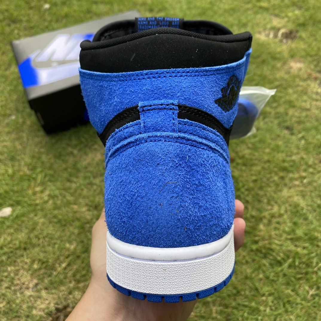 ナイキ エア·ジョーダン 1 High OG "Royal Reimagined" (Y) DZ5485-042 詳細画像 2