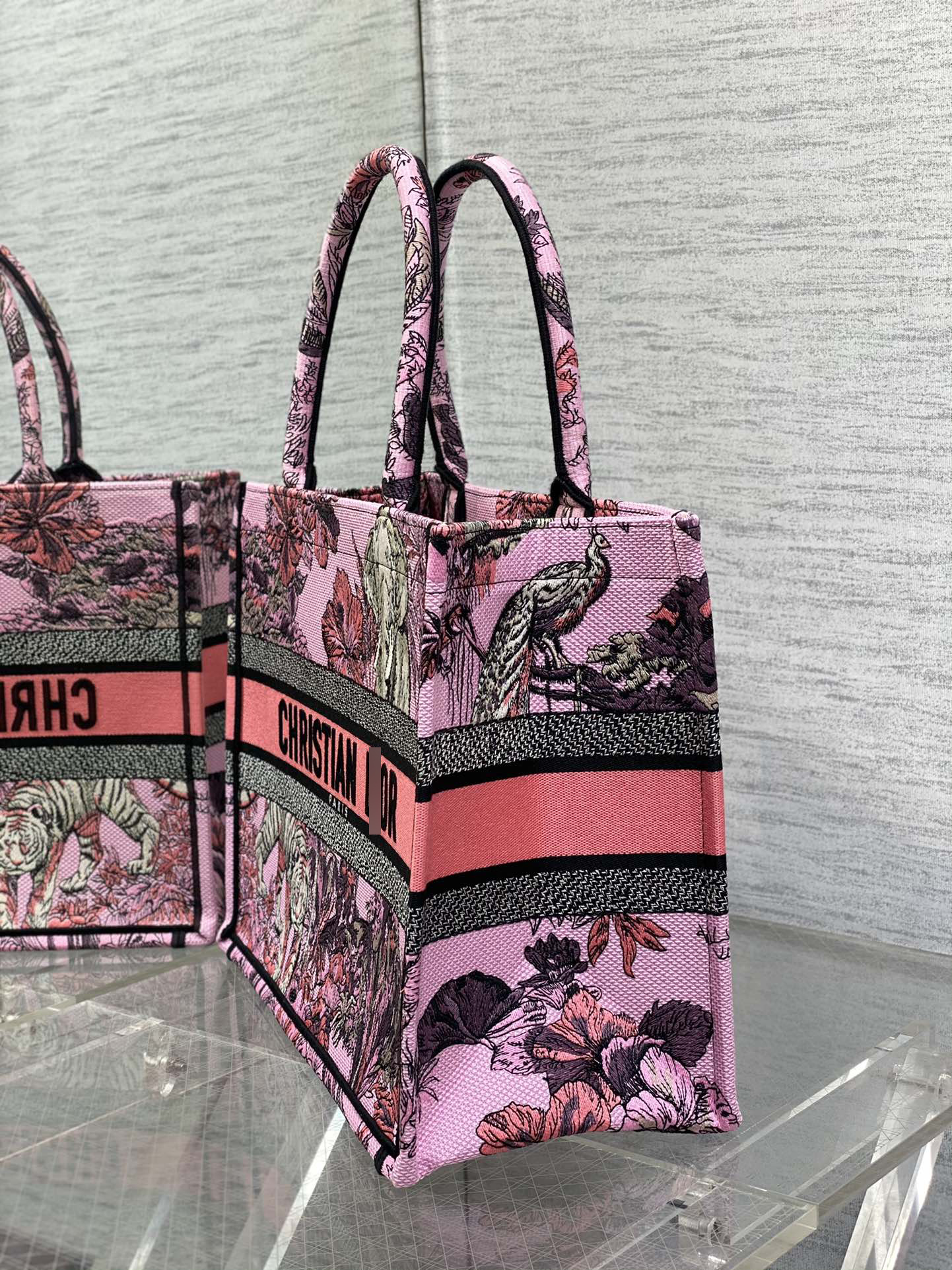 BOOK TOTE バッグ ミディアム トワル ドゥ ジュイ ヴォヤージュ エンブロイダリー M1296ZEUP_M45E 詳細画像 2