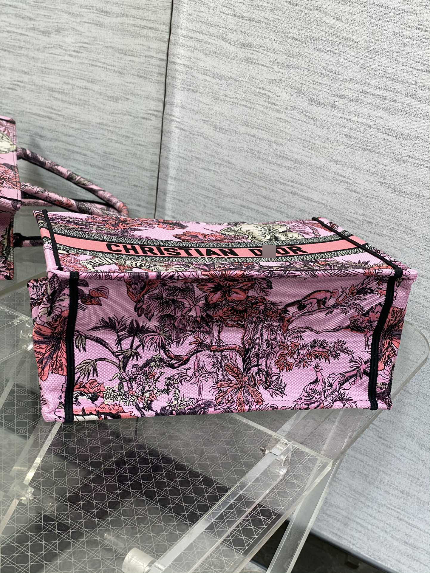 BOOK TOTE バッグ ミディアム トワル ドゥ ジュイ ヴォヤージュ エンブロイダリー M1296ZEUP_M45E 詳細画像 3