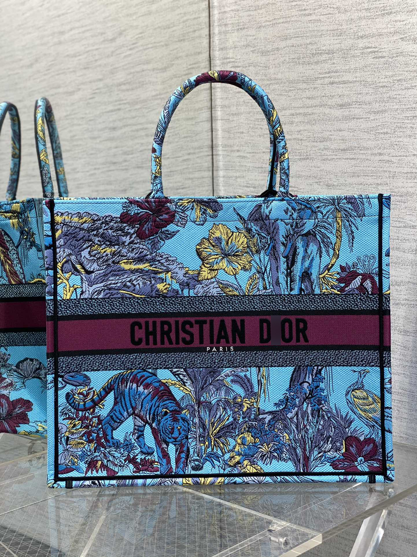BOOK TOTE ラージバッグ セレスティアルブルーマルチカラーToile de Jouy Voyage刺繍 M1286ZEUP_M259 詳細画像 1