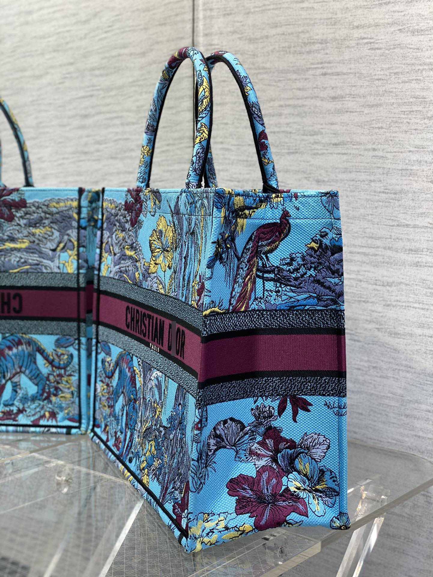 BOOK TOTE ラージバッグ セレスティアルブルーマルチカラーToile de Jouy Voyage刺繍 M1286ZEUP_M259 詳細画像 2
