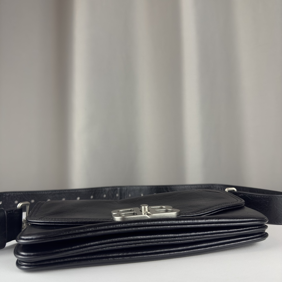 女性BB SOFTスモールフラップバックブラック 7485982AAIY1000 詳細画像 3