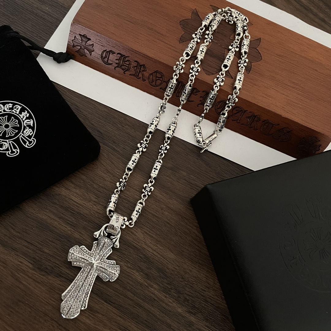クラシック ビンテージ クロス フル ダイヤモンド ペンダント シルバー 詳細画像 1