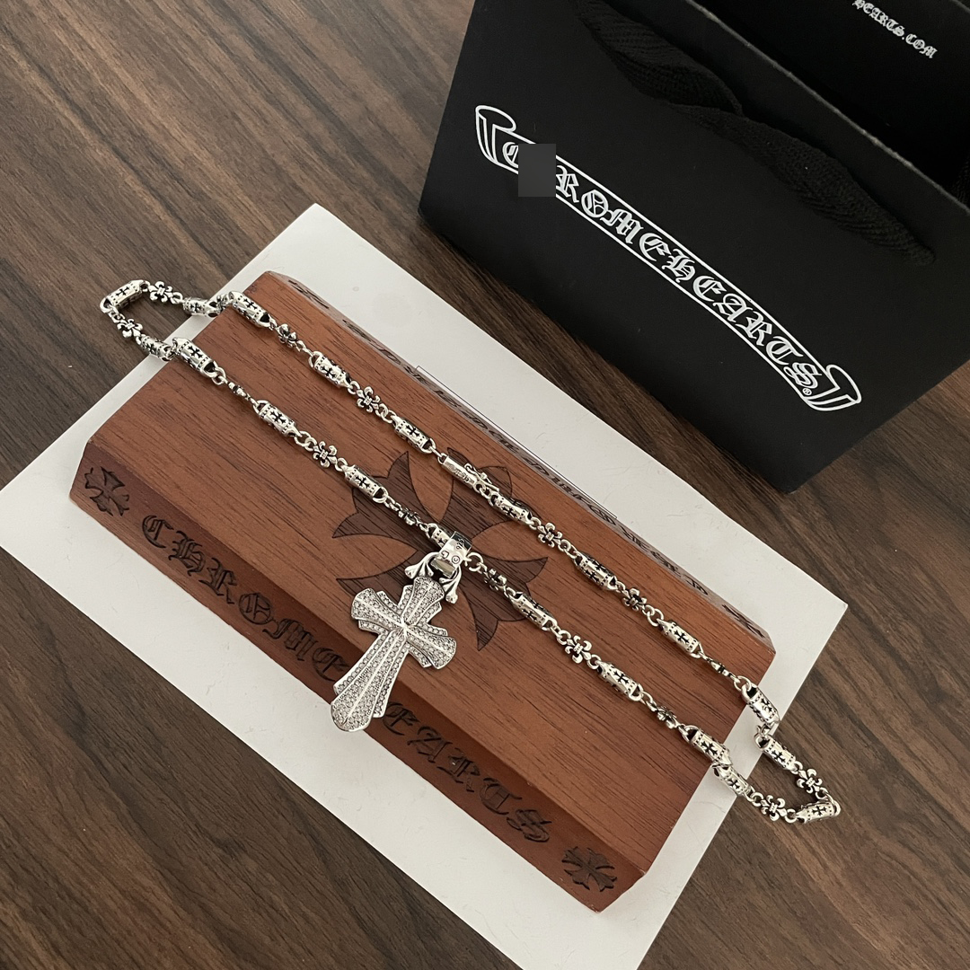 クラシック ビンテージ クロス フル ダイヤモンド ペンダント シルバー 詳細画像 3
