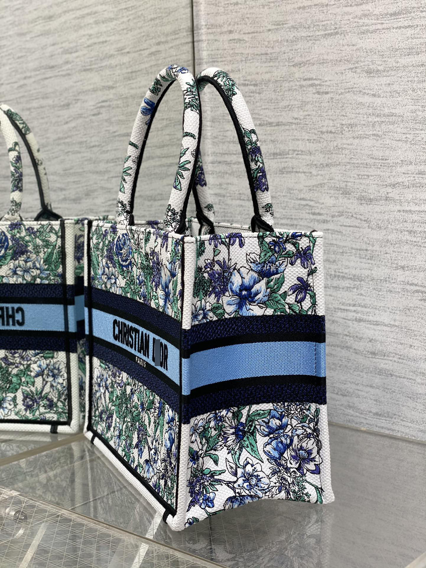 BOOK TOTE バッグ スモール Flowers Constellation エンブロイダリー M1265ZECZ_M933 詳細画像 2