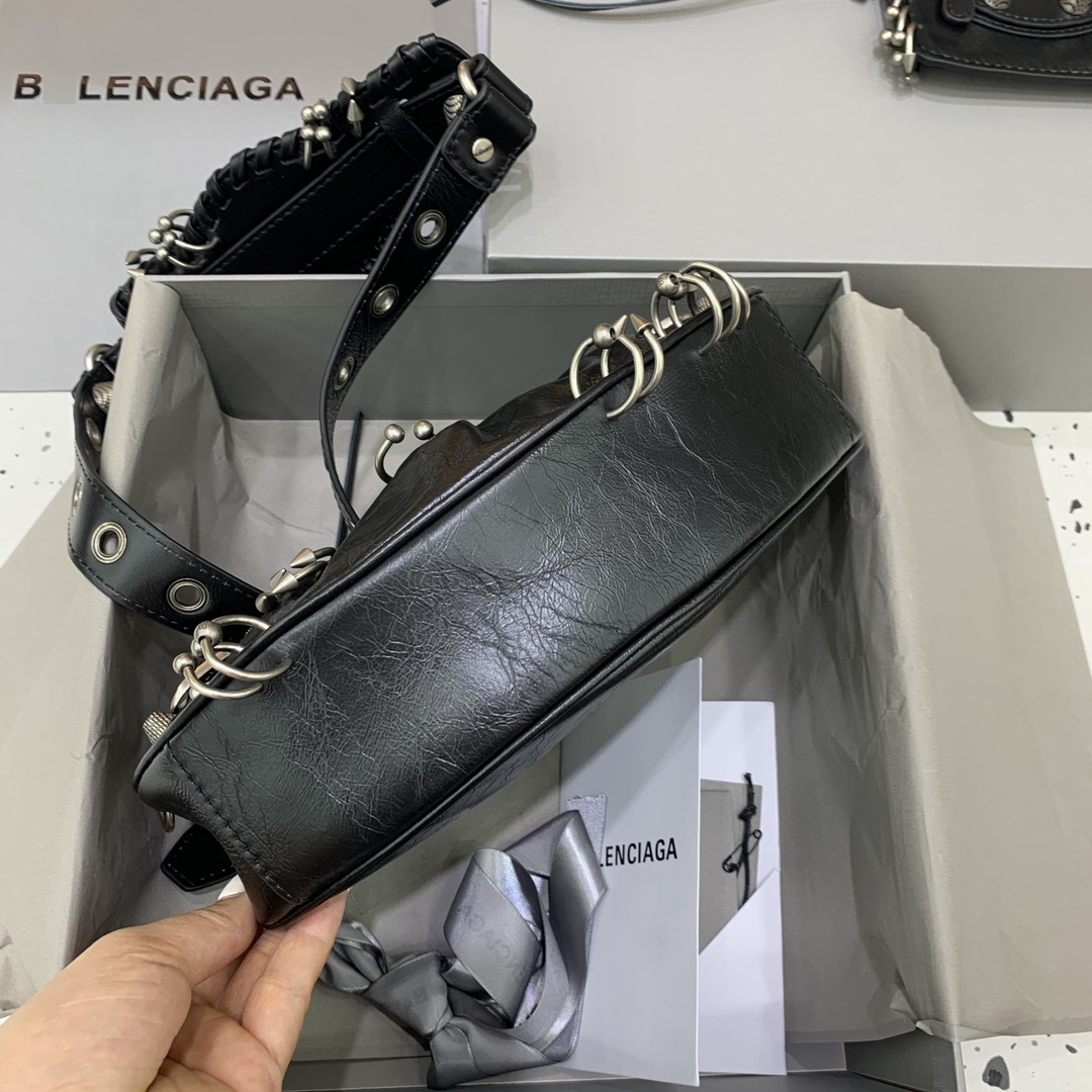 女性ピアス LE CAGOLE XS ショルダーバッグ ブラック 671309210G81000 詳細画像 3