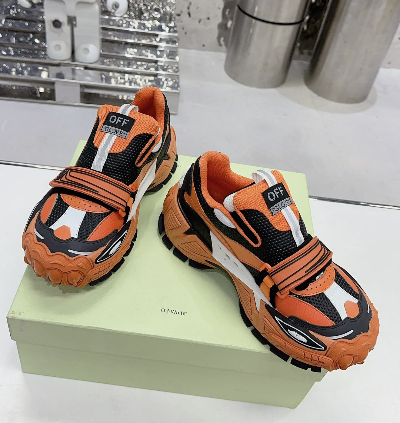 オフホワイグローブスリップオンスニーカーOMIA284F23FAB0012010 詳細画像 3