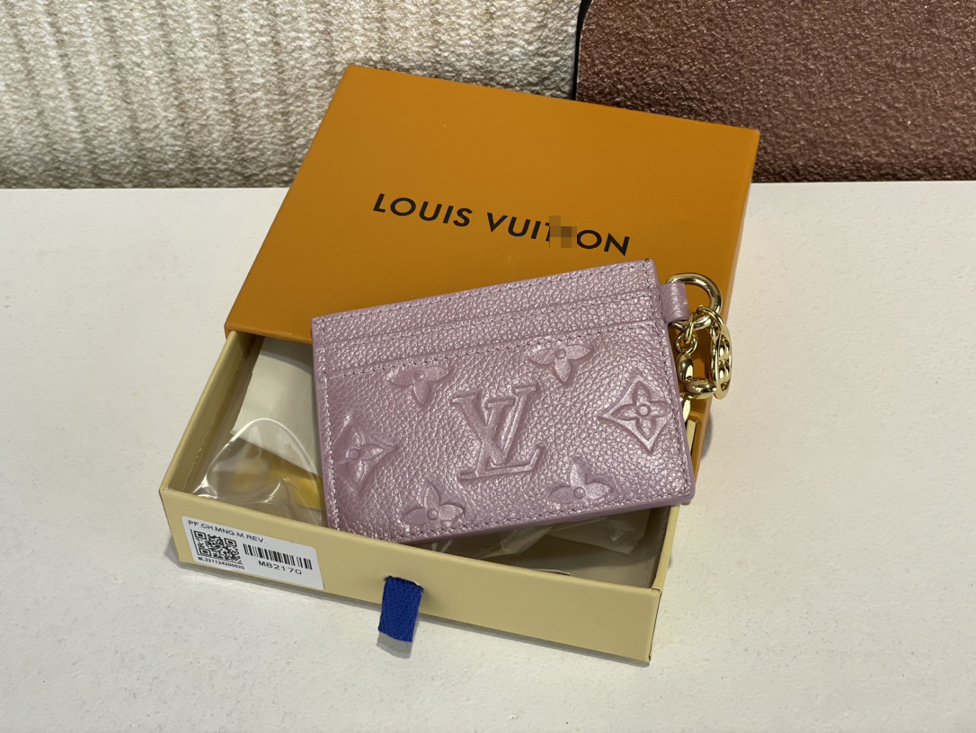 ルイ・ヴィトン LV チャーム カードホルダー モノグラム アンプラント レザー M82170 詳細画像 2