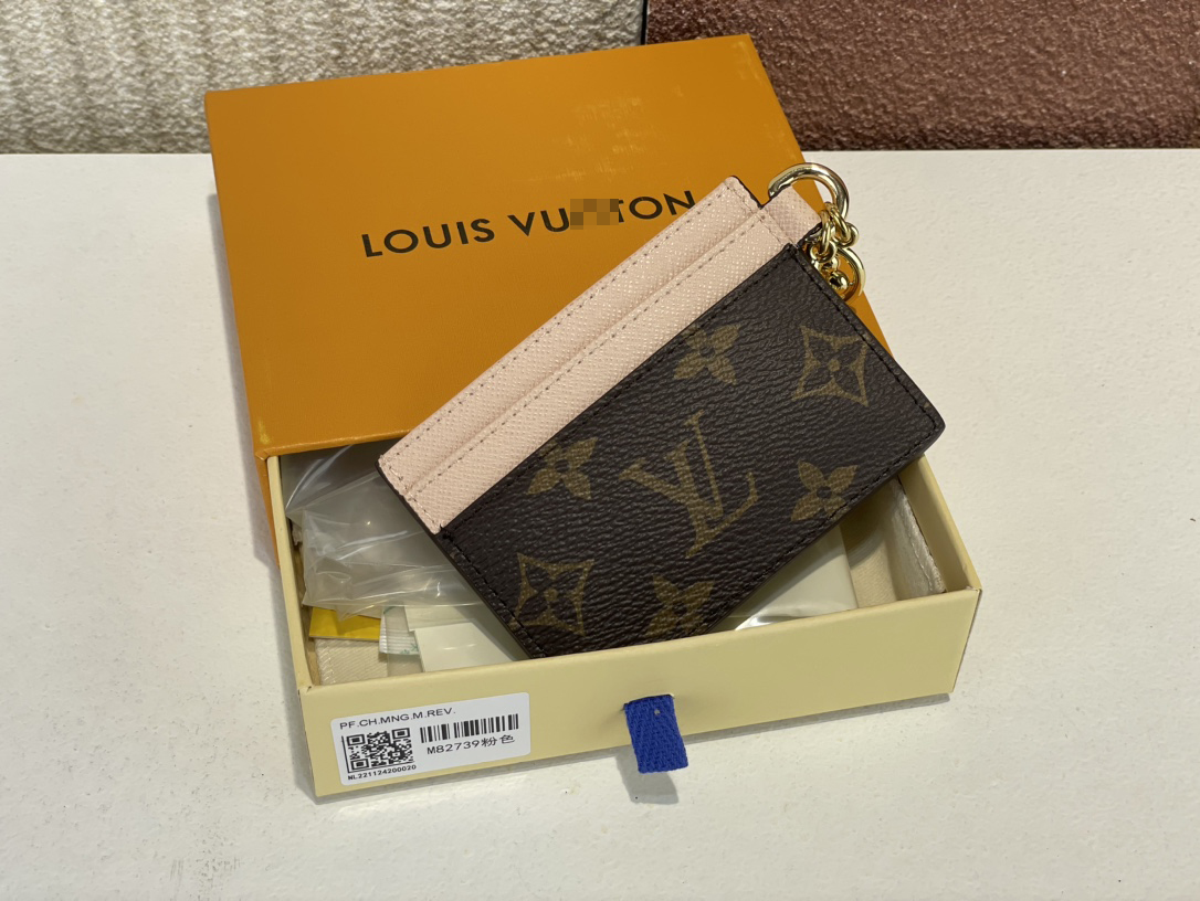ルイ・ヴィトン LV チャーム カードホルダー モノグラム M82739 詳細画像 2