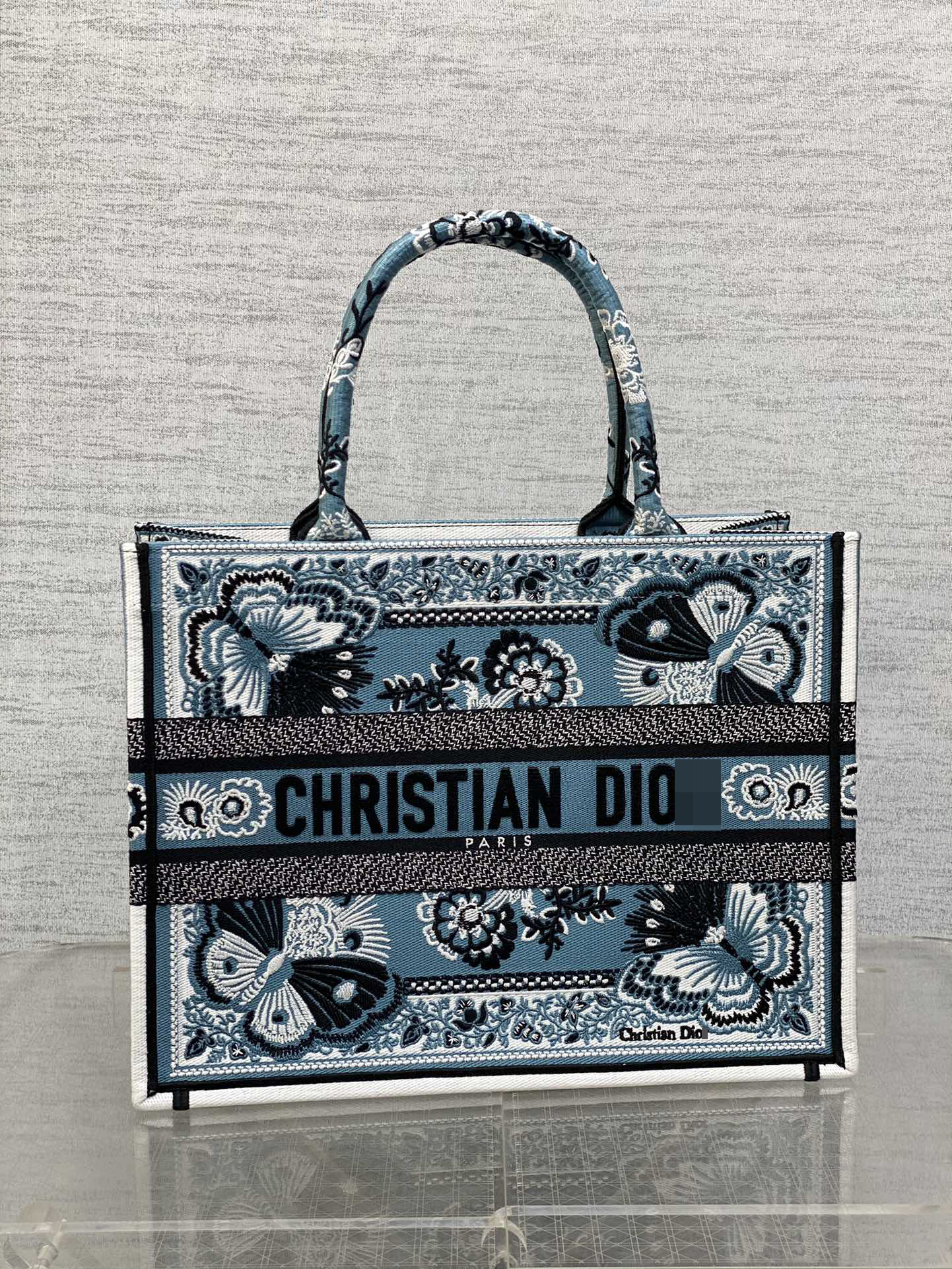 ディオール ミディアム ブック トート ベージュ マルチカラー バタフライ バンダナ 刺繍 M1296ZESE_M49E 詳細画像 1