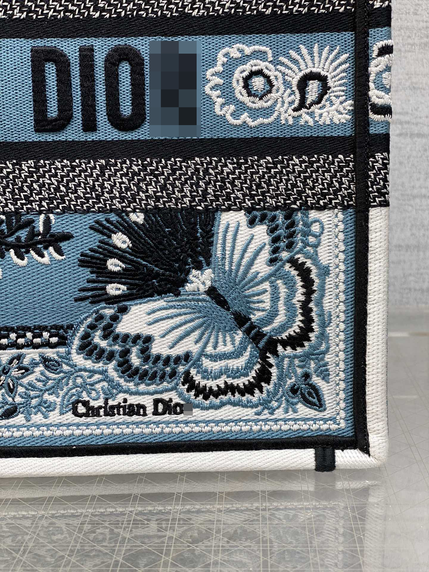 ディオール ミディアム ブック トート ベージュ マルチカラー バタフライ バンダナ 刺繍 M1296ZESE_M49E 詳細画像 3