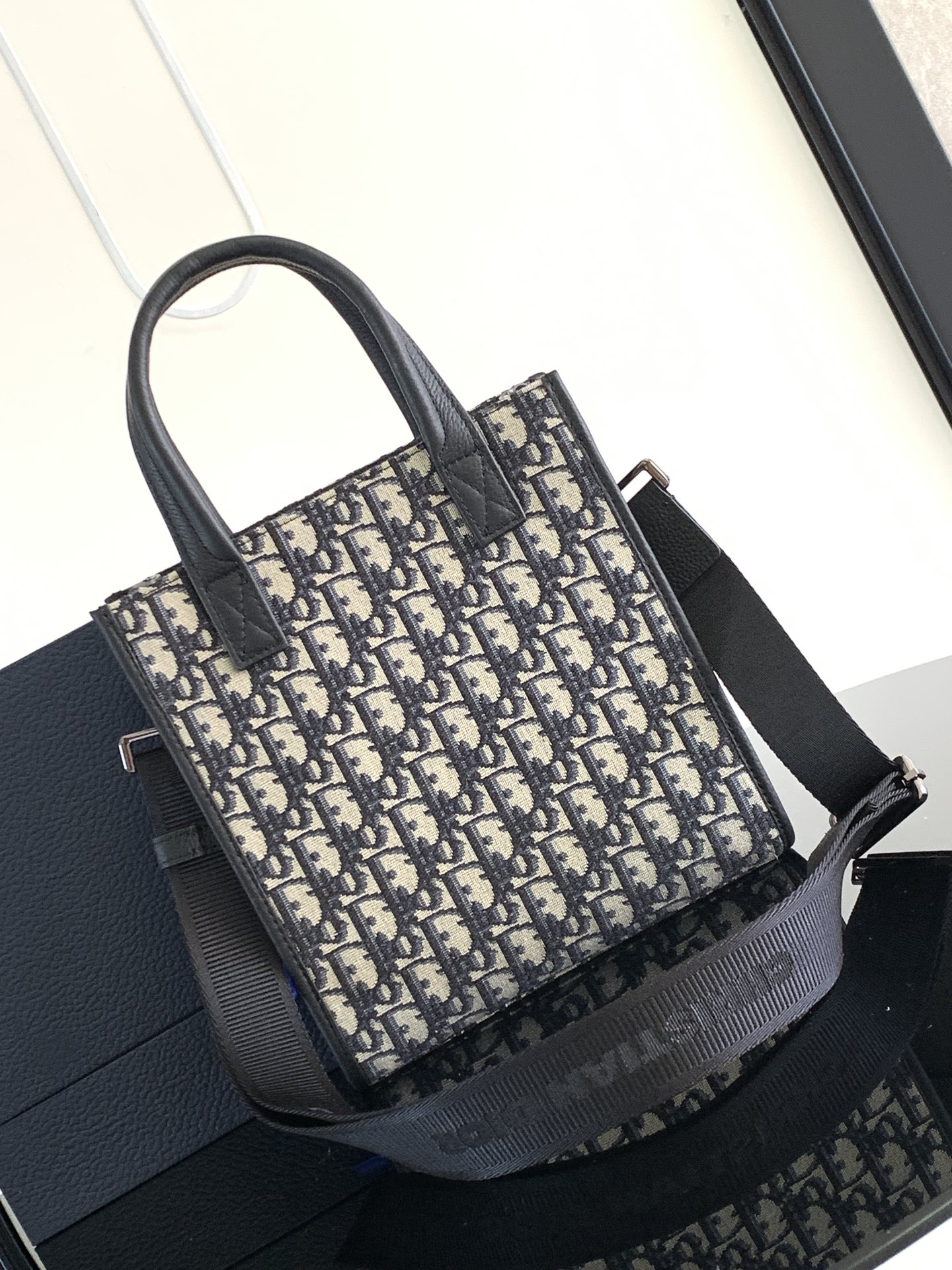 ディオール サファリ ノースサウス トートバッグ ベージュ×ブラック Dior オブリーク ジャガード 1ESPO311YKY_H27E 詳細画像 2