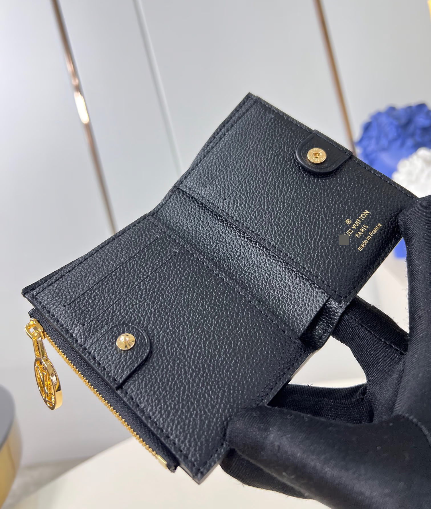 ルイ・ヴィトン リサ 長財布 モノグラムアンプラント レザー M83365 詳細画像 1
