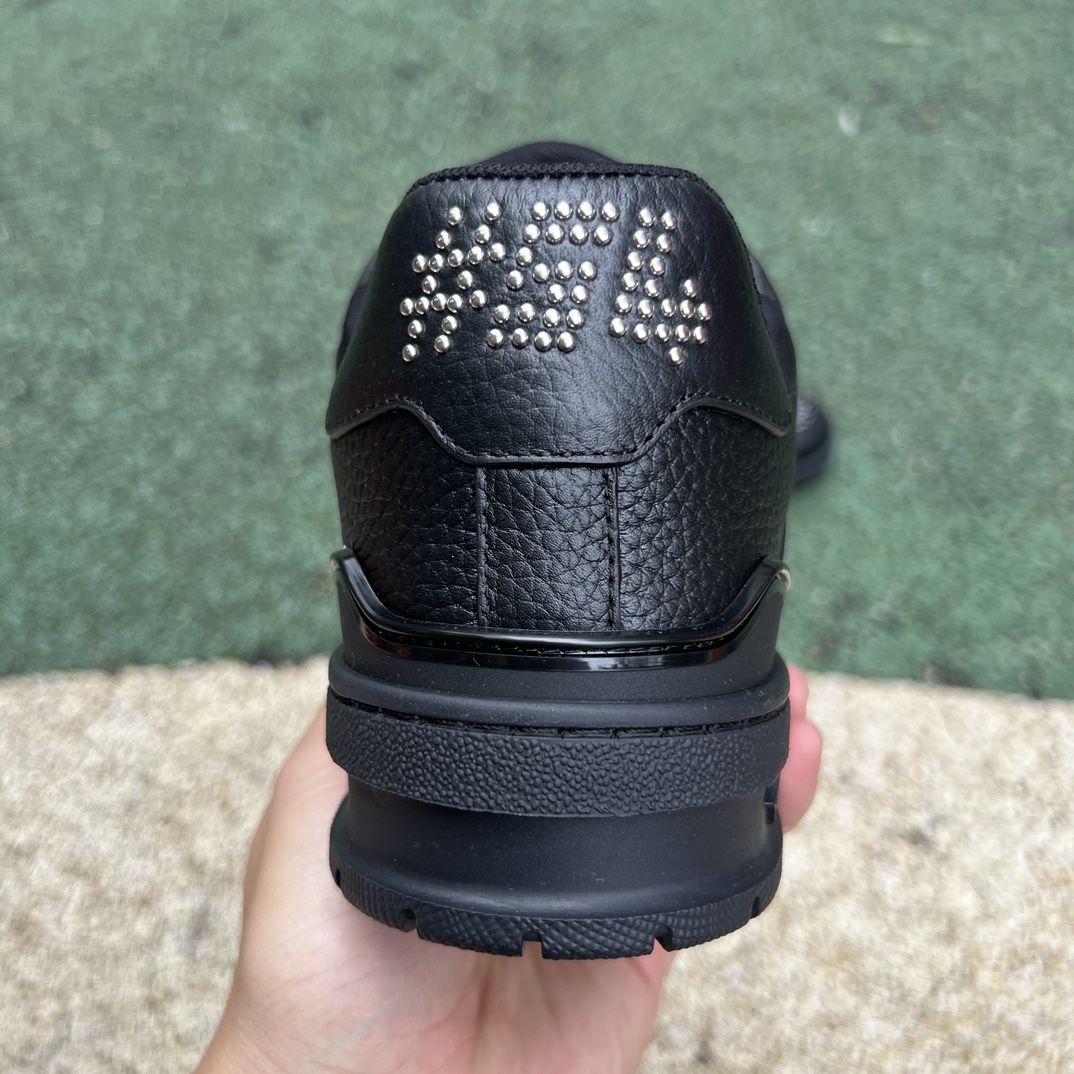 ルイヴィトン LV トレーナー スニーカー 1ADDCH 詳細画像 3