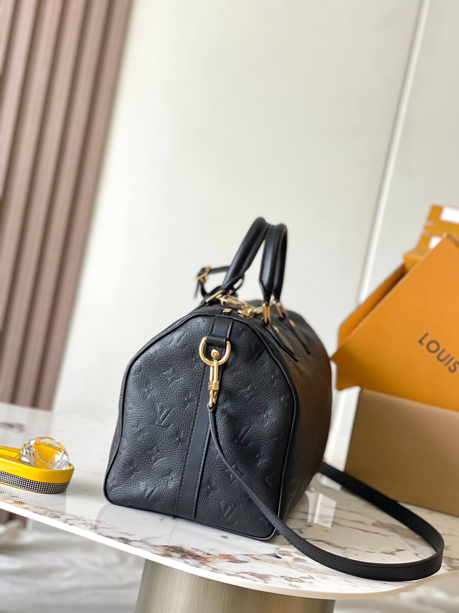 ルイヴィトン LV スピーディ ソフト 30 バッグ M47186 詳細画像 3