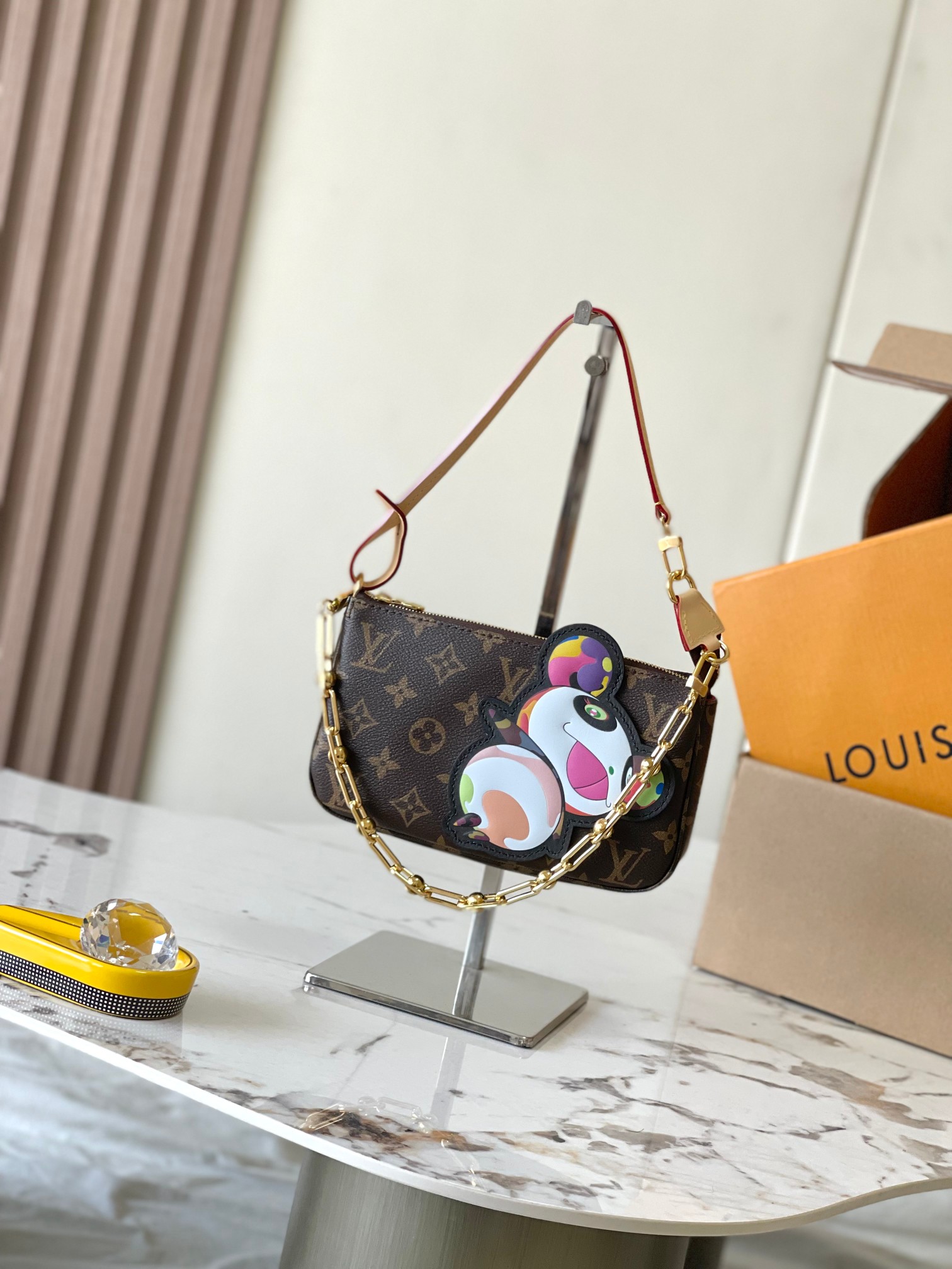 ルイヴィトン LV × TM ポシェット アクセサリー M13440 詳細画像 1