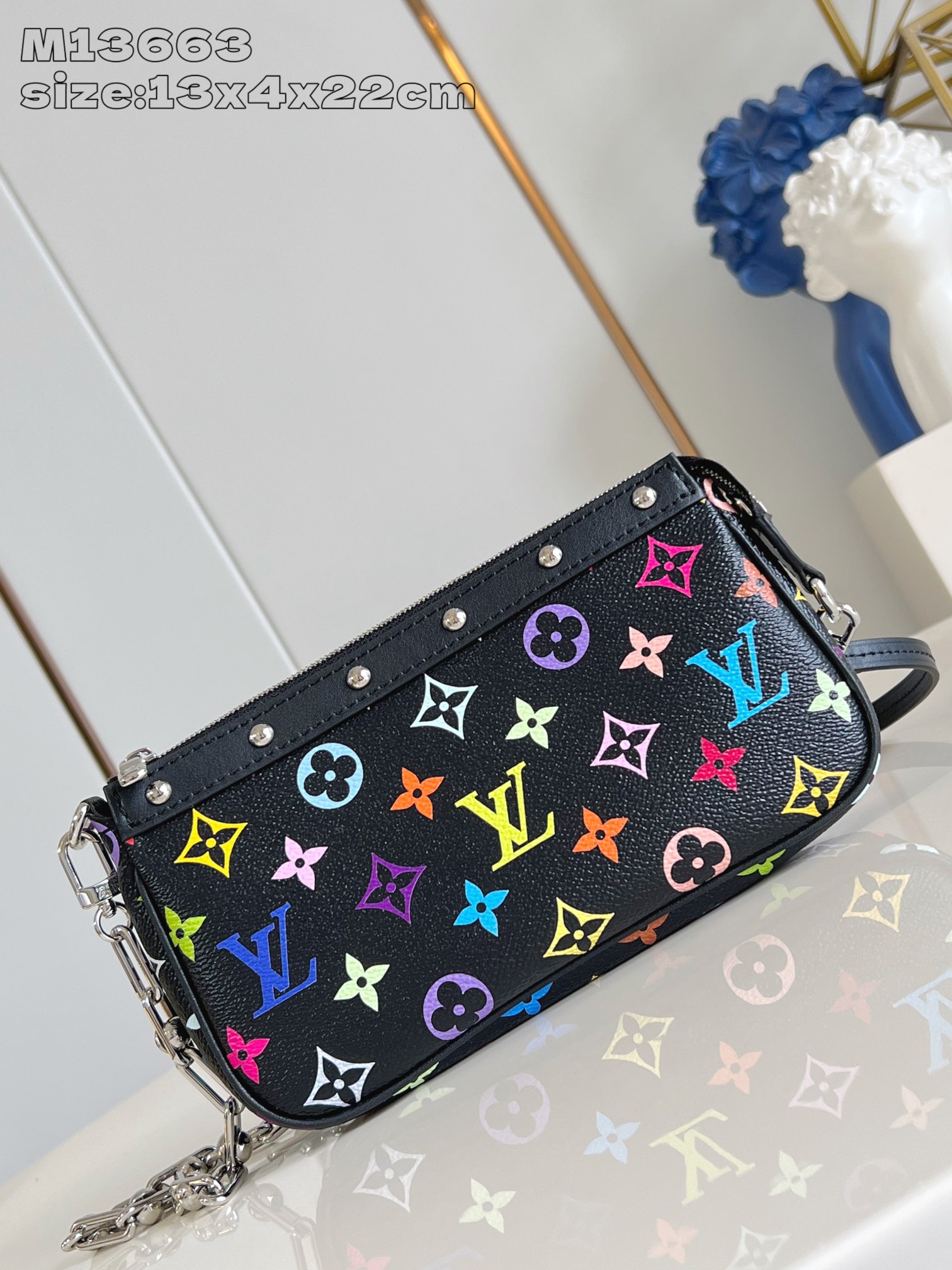 ルイヴィトン LV x TM ポシェット アクセソワール その他 キャンバス M13663 詳細画像 1