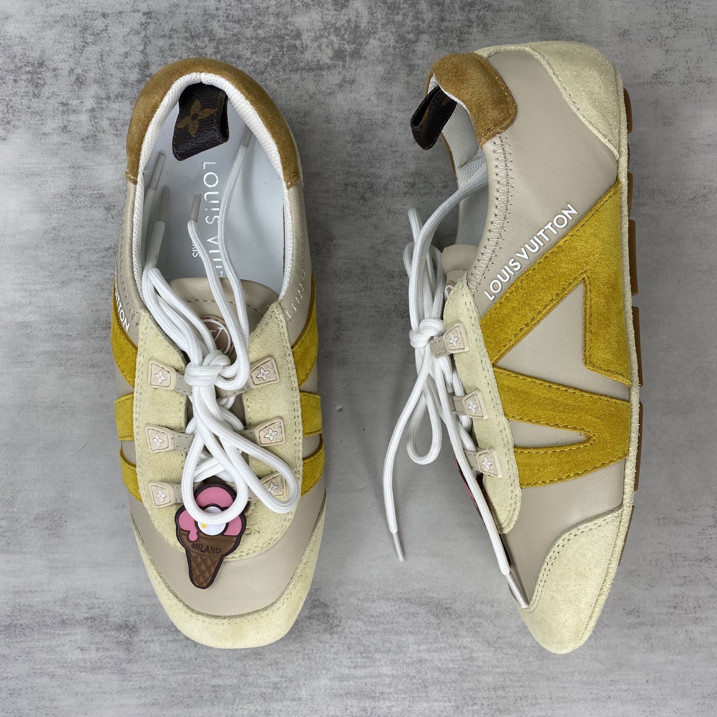 ルイ・ヴィトン LV スニーカー 1AHNES 詳細画像 3