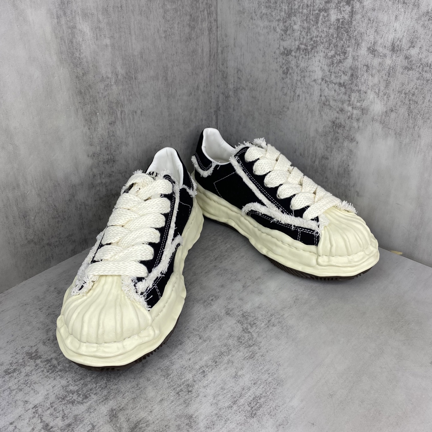 メゾン ミハラヤスヒロ × ベッセル ローカットスニーカー ブラック C13FW713 詳細画像 3
