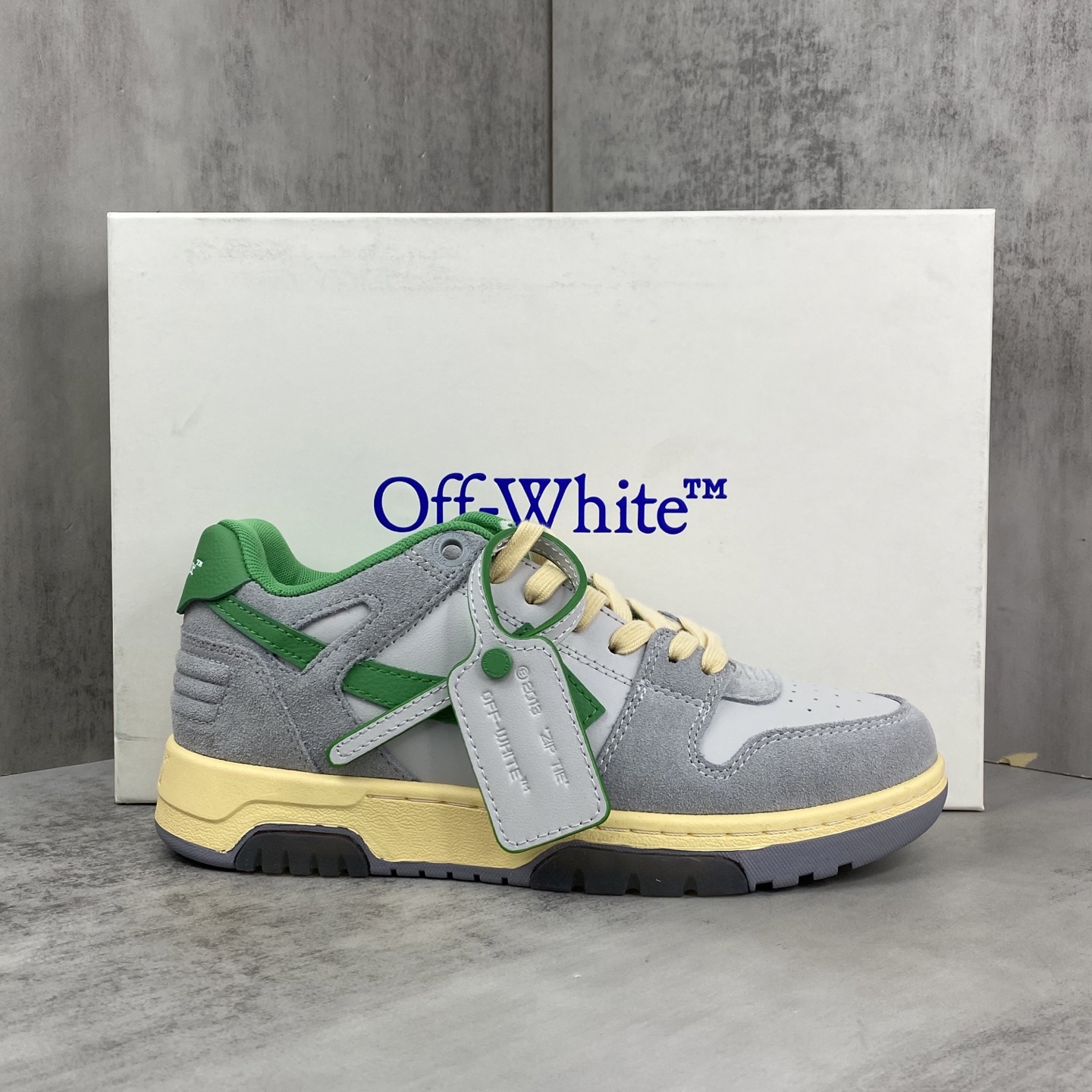 オフホワイト オフ アウト オブ オフィス OOO トップス カーフレザー OMIA189S24LEA0110555 詳細画像 1