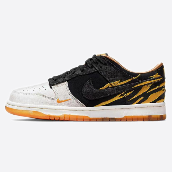 ナイキ ダンクローYear of the Tiger DQ5351-001(H12) 画像 1