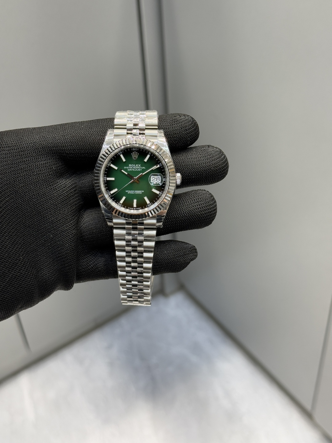 ロレックス デイトジャスト 41mm グリーンダイヤル 詳細画像 2