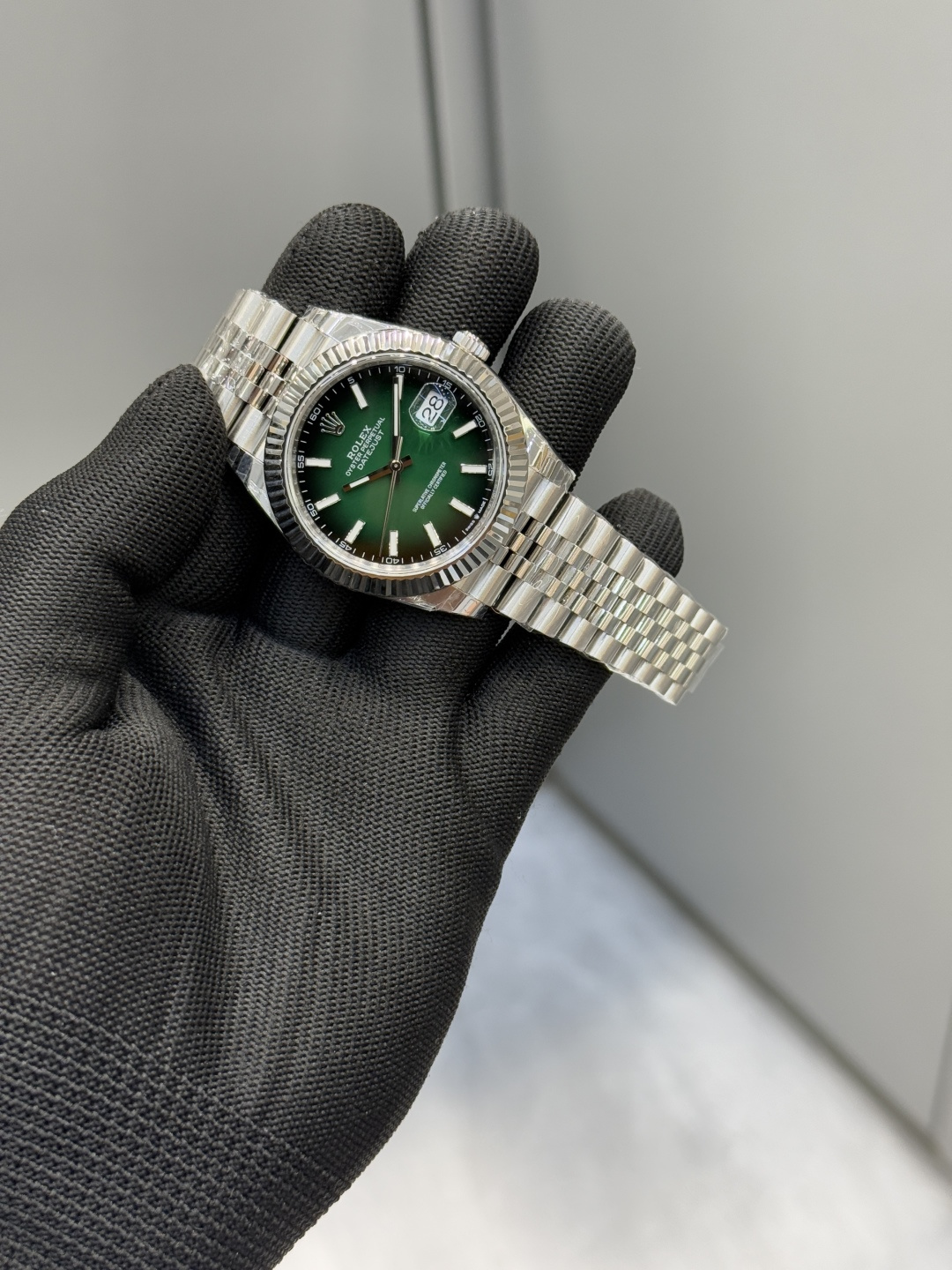 ロレックス デイトジャスト 41mm グリーンダイヤル 詳細画像 3