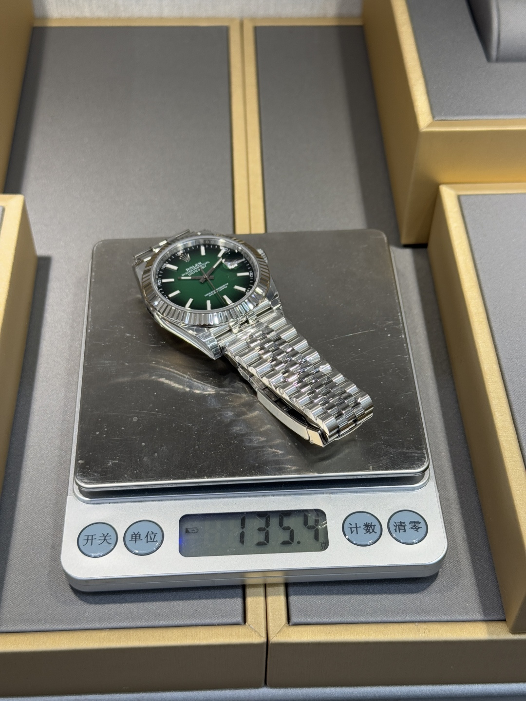 ロレックス デイトジャスト 41mm グリーンダイヤル 画像 7