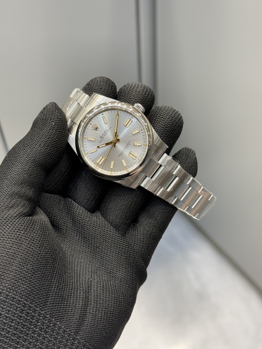 ロレックス オイスター パーペチュアル 41mm シルバーダイヤル 詳細画像 3