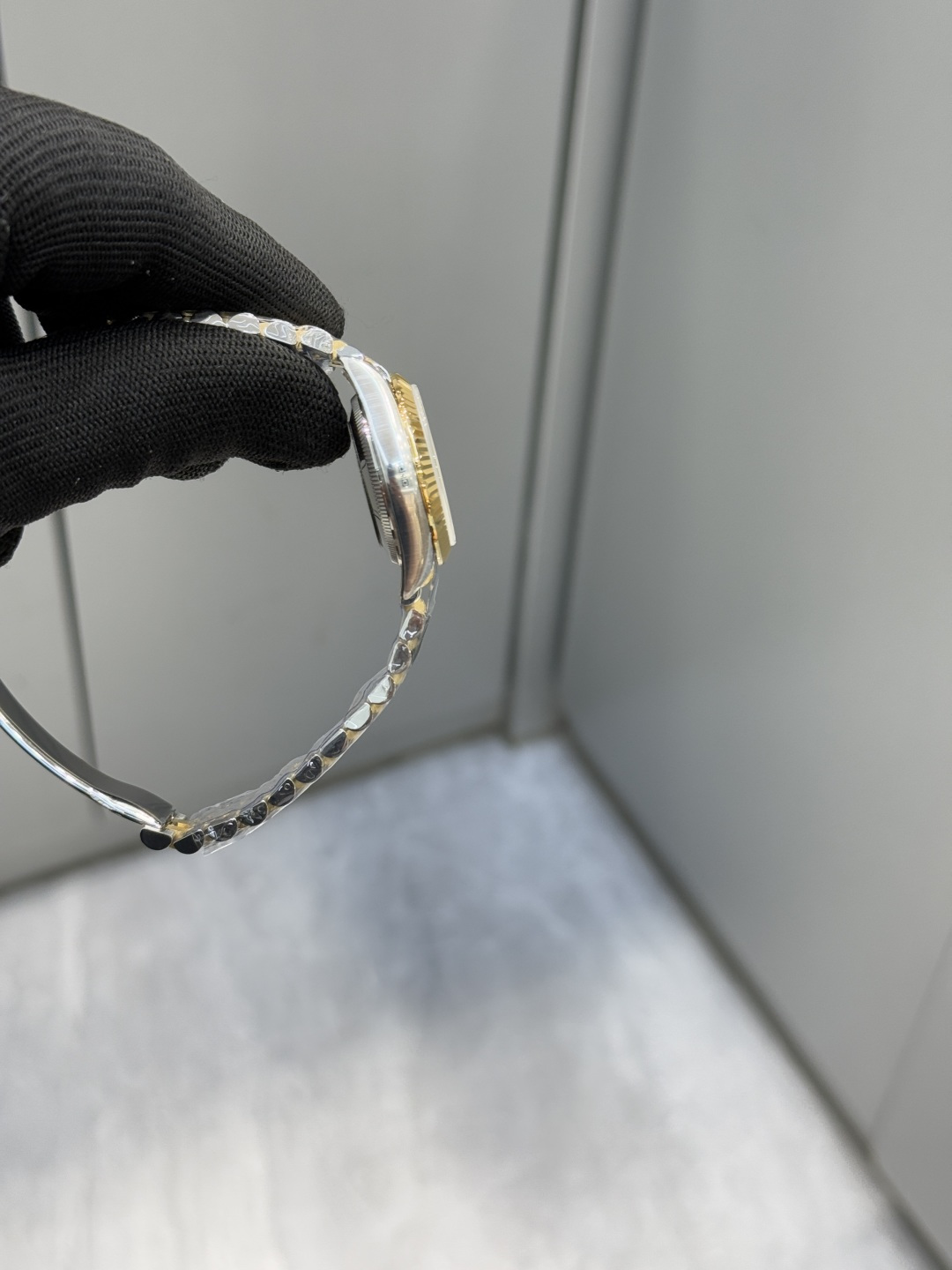 ロレックス デイトジャスト 31mm グレーダイヤル 画像 6