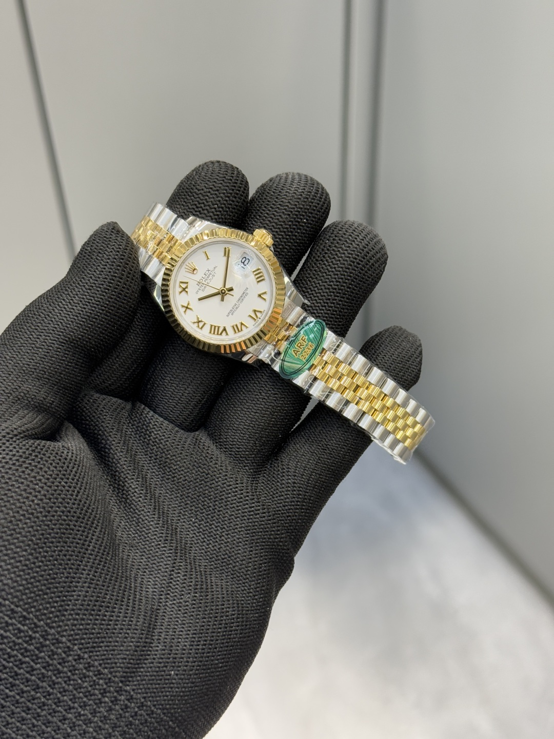 ロレックス デイトジャスト 31mm ホワイト ローマンダイヤル 詳細画像 3