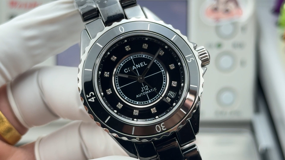 シャネル J12 セラミック シルバー オレンジ ウォッチ 画像 9